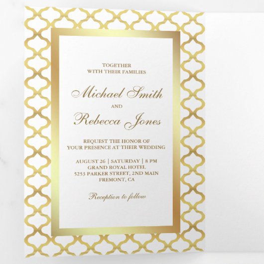 Wit en Goud Marokkaanse Quatrefoil Trouwfoto Drieluik Uitnodiging (Binnenzijde eerst)