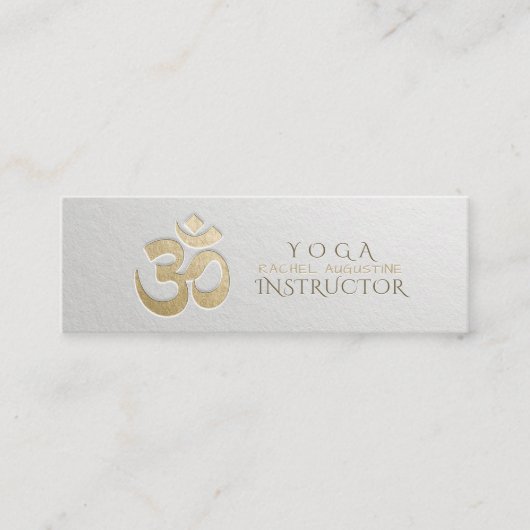 Wit en goud voorzien van de inscriptie OM Symbool Mini Visitekaartje (Voorkant)