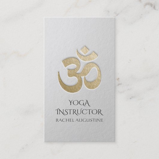 Wit en goud voorzien van de inscriptie OM Symbool  Visitekaartje (Voorkant)