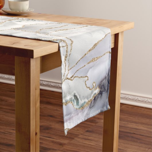 Wit en goudglitteraglaat medium tafelloper (Voorbeeld)