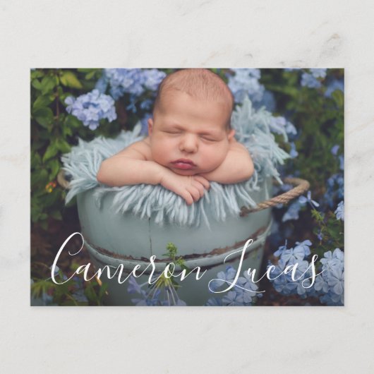 Wit en grijs Manuscript Calligrafie Kollage geboor Aankondigingskaart (Voorkant)