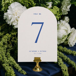 Wit en marineblauw huwelijkskaartje met tafelnumme kaart