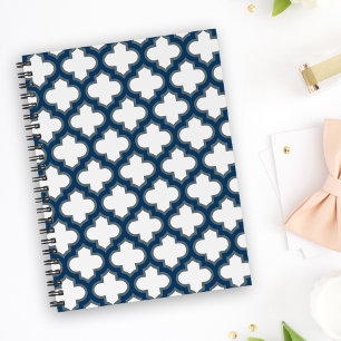 Wit en Navy Blue Trellis, Lattice, Quatrefoil Notitieboek