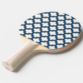 Wit en Navy Blue Trellis, Lattice, Quatrefoil Tafeltennisbatje (Voorkant Gekanteld)