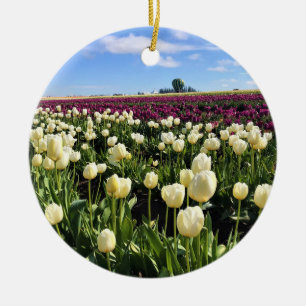 Wit en Paars Tulpveld met hot-luchtballon Keramisch Ornament