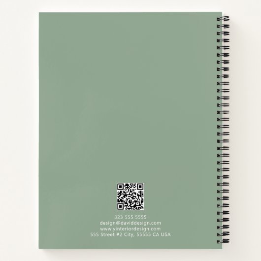 Wit en Sage Groen Eenvoudig Interieurontwerp Logo Notitieboek (Achterkant)
