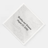 Wit en Zilver Kant en Parels op Satijn Servet (Hoek)