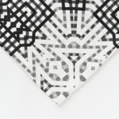 Wit en zwart opengewerkte geometrische patroon Ann Fleece Deken (Hoek)