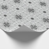 Wit en zwart opengewerkte geometrische patroon Els Cadeaupapier (Hoek)