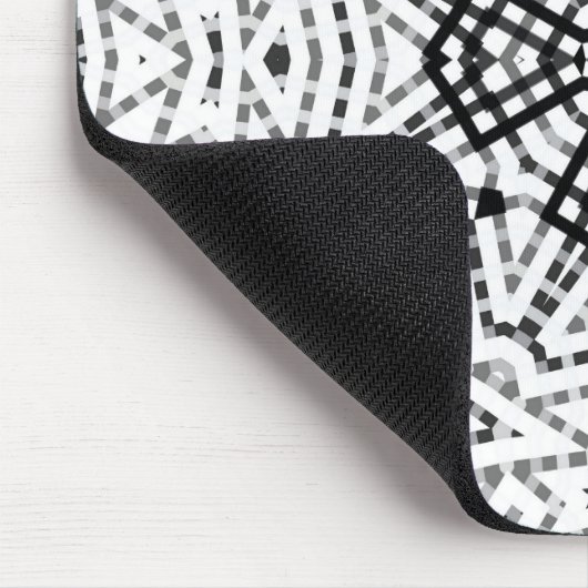 Wit en zwart opengewerkte geometrische patroon Els Muismat (Hoek)