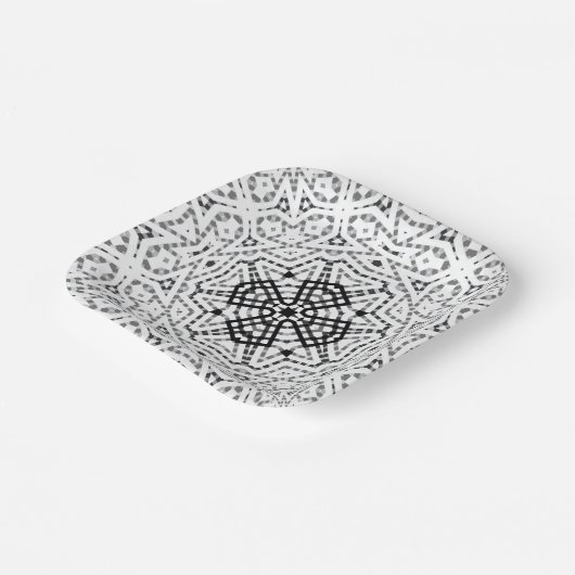 Wit en zwart opengewerkte geometrische patroon Els Papieren Bordje (Gebogen)