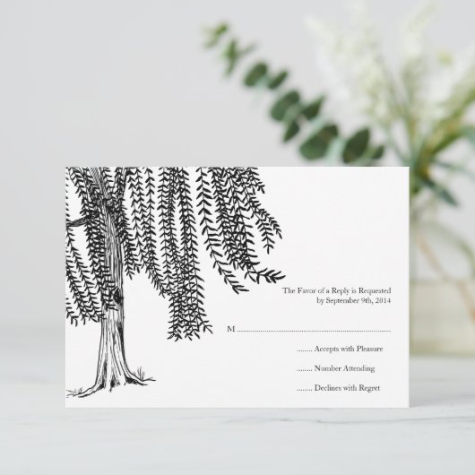 Wit en zwart Willow Tree Wedding RSVP (Staand voorkant)