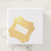 Wit Fancy scrollpatroon op glanzend goud Bedankjes Labels (Met doos)