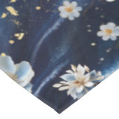 Wit & Goud abstracte bloemetjes op Simmery Blue Si Tafelkleed (Gekanteld)