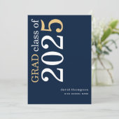 Wit Goud Tekst 2025 Navy Blauw Afstuderen Aankondiging (Staand voorkant)