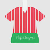 Wit Groen Rode Baby's Eerste Kerstmis Ornament (achterkant)