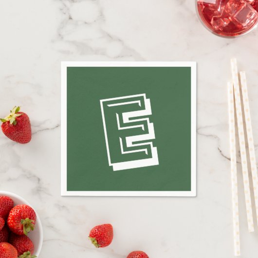 Wit Groot Modern Monogram | Hunter Green Servet (Insitu)