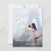 Wit handgeschreven script onze datumfoto opslaan magnetische uitnodiging (Voorkant)