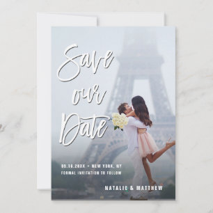 Wit handgeschreven script onze datumfotokaart opsl save the date