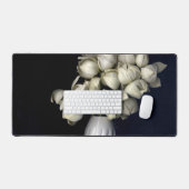 Wit hart in zwart bureaumat (Keyboard & Muis)