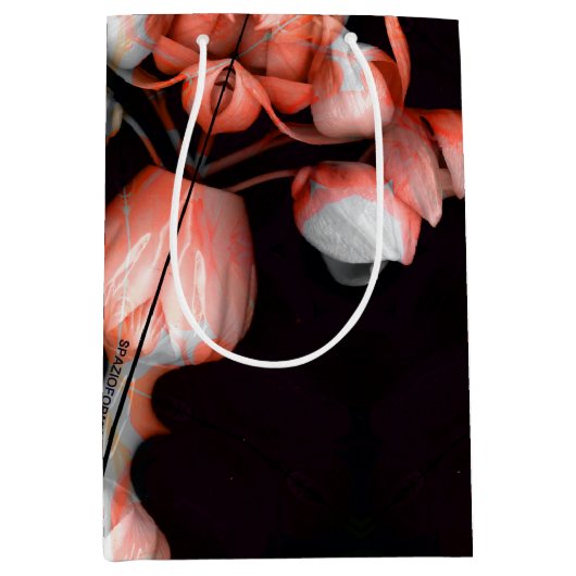 "Wit hart in zwart van de zon" Medium Cadeauzakje (Voorkant)