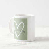 Wit Hart op Sage Groen Monogram Koffiemok (Voorkant links)