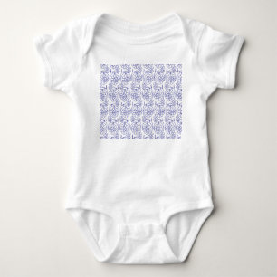 Wit inpakpapier met een subtiel, herhalend deel romper