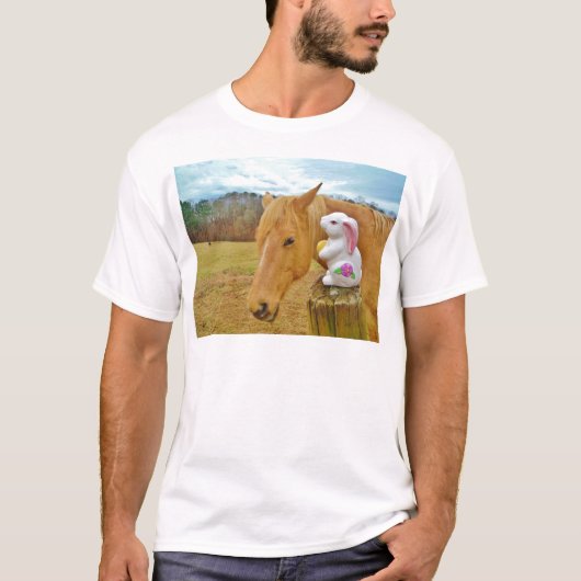 Wit konijn en blond geel paard t-shirt (Voorkant)