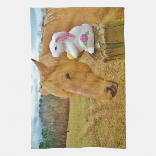 Wit konijn en blond geel paard theedoek (Verticaal)
