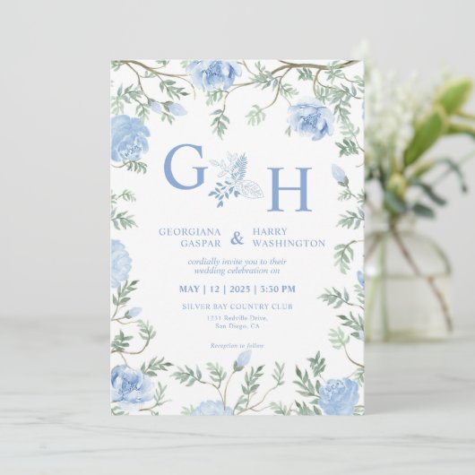 Wit Licht Zachte Paste Blauwe Bloemen Bloemen Huwe Kaart (Staand voorkant)