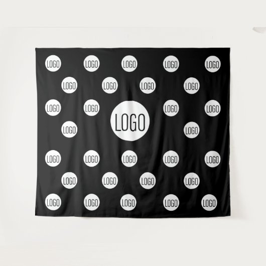 Wit logo op zwarte achtergrond van het bedrijf in  wandkleed (Voorkant (horizontaal))