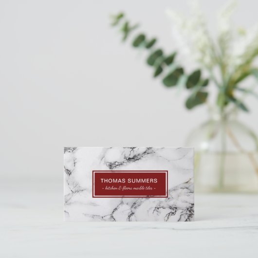 Wit marmer donkerrood accent visitekaartje (Staand voorkant)