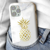 Wit Marmer Gouden Ananas Monogram iPhone 15 Case