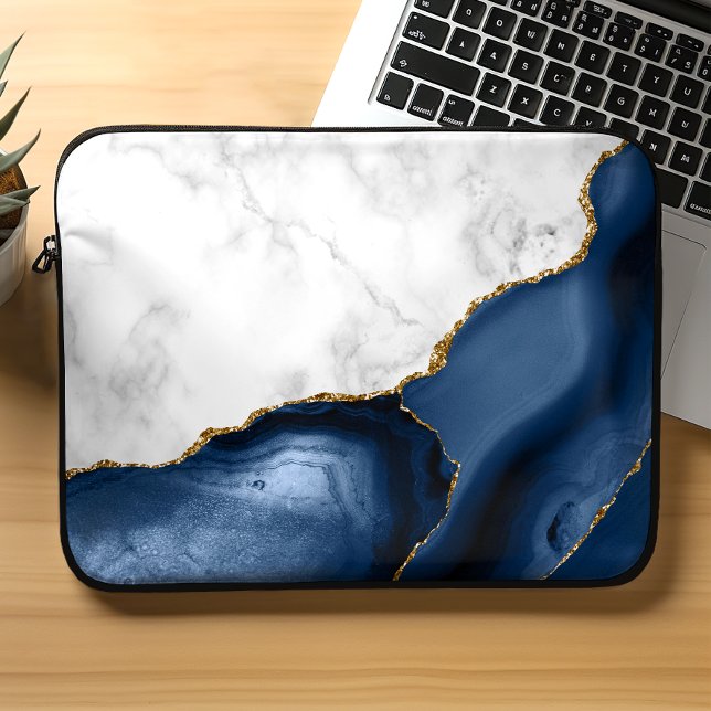 Wit marmer verguld met navyblauw agaat laptop sleeve (Creator heeft geüpload)