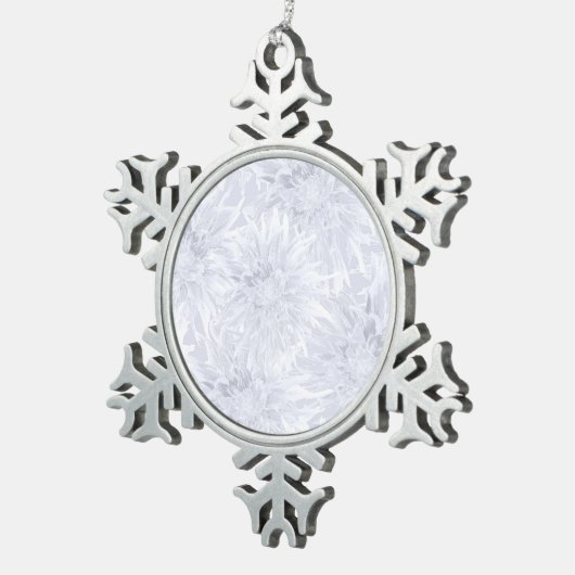 Wit met grijze dahlia's. Sneeuwvlok Ornament (Rechts)