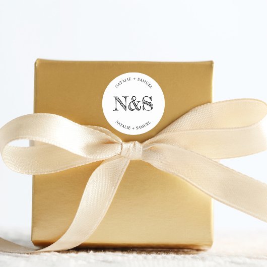 Wit Minimalistisch Elegant Bold Initialen Bruiloft Ronde Sticker