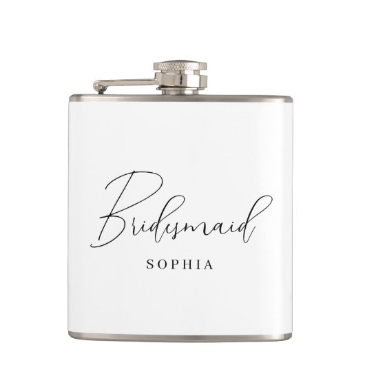 Wit Minimalistisch Script Typografie Bruidsmeisje Heupfles (Voorkant)