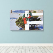 Wit omheining met sneeuw en een Roosterd Canvas Afdruk (Insitu (Houten vloer))