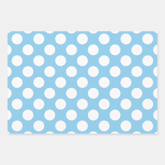 Wit op Baby Blauw Verschillende Maten Polka Dots Inpakpapier Vel (Voorkant)