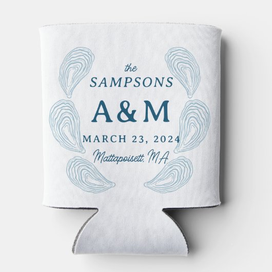 Wit op Blauwe Oester Bruiloft Naam Datum en Locati Blikjeskoeler (Achterkant)