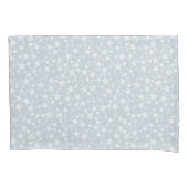 Wit op Dusty Blue | Lino Print Stars Patroon Kussensloop (Voorkant-Links)