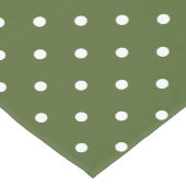 Wit op olijfgroene stippenpatroon korte tafelloper (Hoek)
