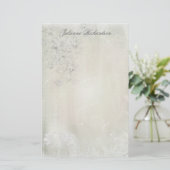  wit op wit bloemig grunge briefpapier (Staand voorkant)