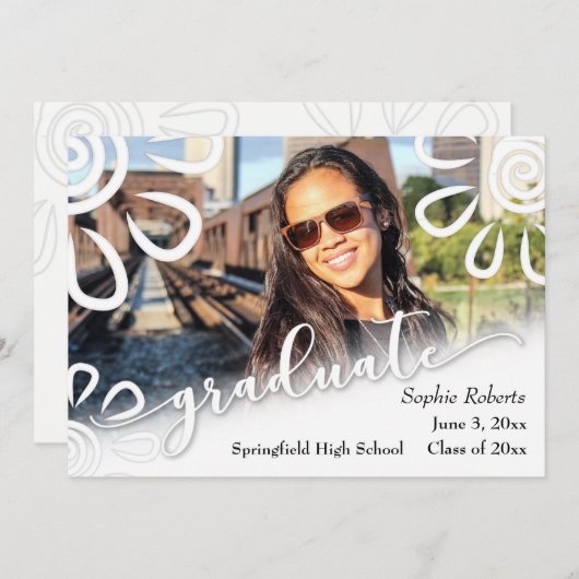 Wit op Witte Bloemen-/Picknick Afstudeeraankondigi Aankondiging (Voorkant / Achterkant)