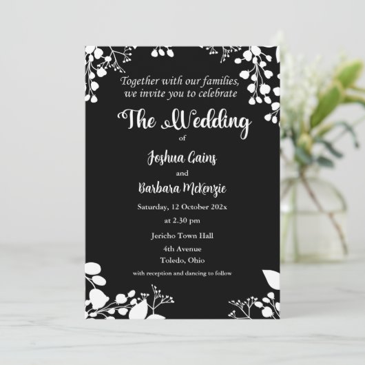 Wit op zwarte bruiloft uitnodiging (Staand voorkant)