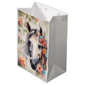 Wit paard in bloemen. medium cadeauzakje (Voorkant Gekanteld)