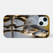 Wit Paard in Meer iPhone 15 Case (Achterkant horizontaal)