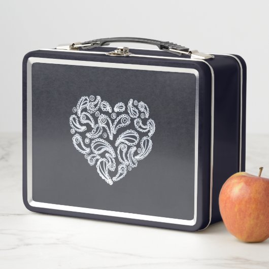 Wit Paisley hart op zwarte lunchboxen (In situ)