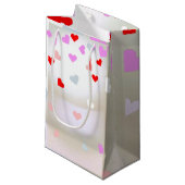 Wit pareleffect met hart klein cadeauzakje (Voorkant Gekanteld)