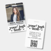 Wit personeels-pasje met QR-code en bedrijfslogo Badge (Voor- en achterkant)